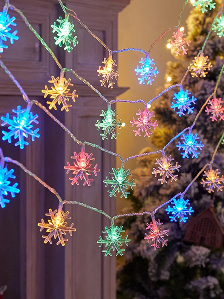 Lampki LED w kształcie płatków śniegu - dekoracja choinki ChristmasFinds™🎄