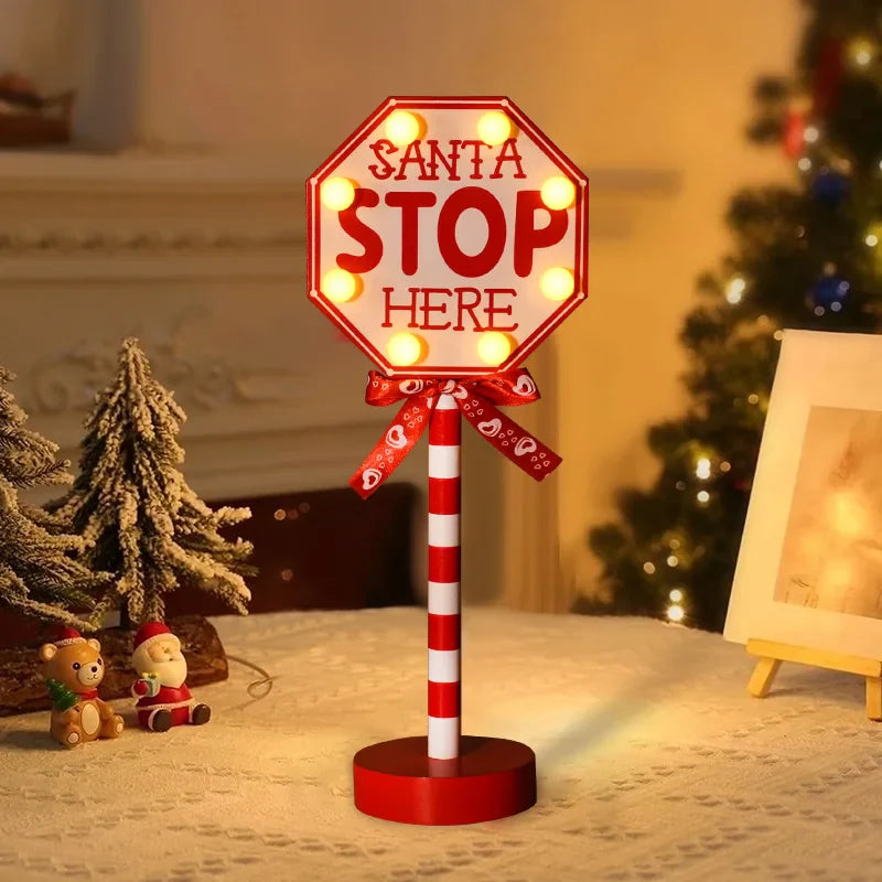 Lampka LED Santa Stop Here - dekoracja stołowa ChristmasFinds™🎄