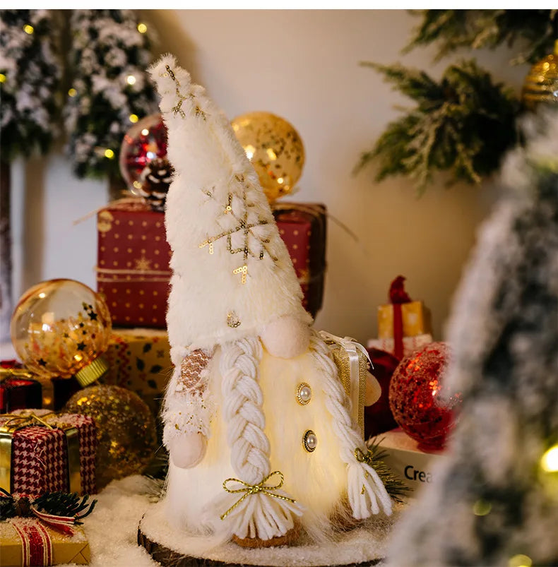 Świecący krasnal 30 cm - dekoracja świąteczna ChristmasFinds™🎄